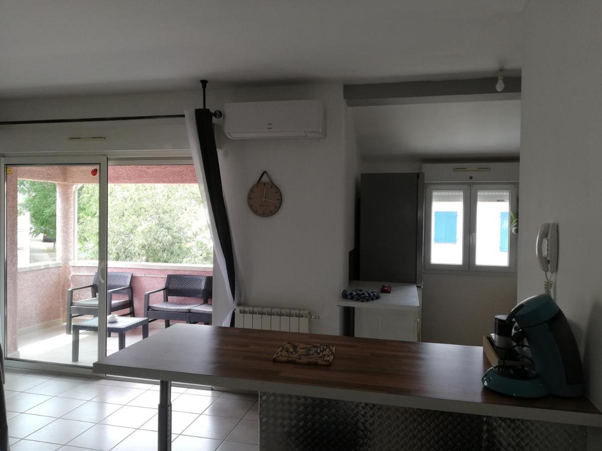 Superbe Appartement De 90M2 A Uzes Super Equipe Avec Garage Et Grand Parking Privatif Exteriör bild